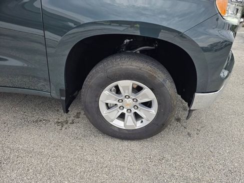 Used 2025 Chevrolet Silverado 1500 LT image 12