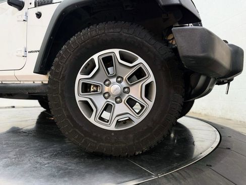 Used 2016 Jeep Wrangler Rubicon w/ Power Convenience Group image 10