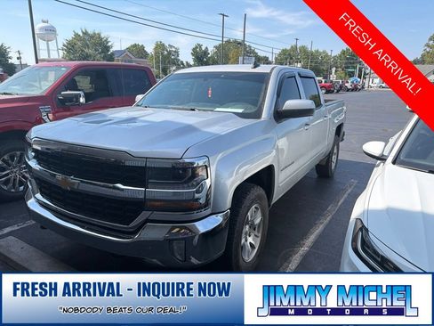 Used 2017 Chevrolet Silverado 1500 LT w/ All Star Edition AWD/4WD image 2