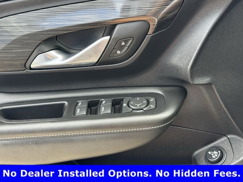 Used 2024 GMC Terrain SLE w/ Driver Convenience Package FWD image 26