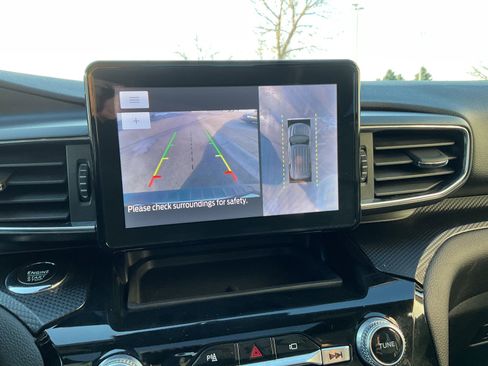 Used 2022 Ford Explorer ST w/ ST Street Pack image 31