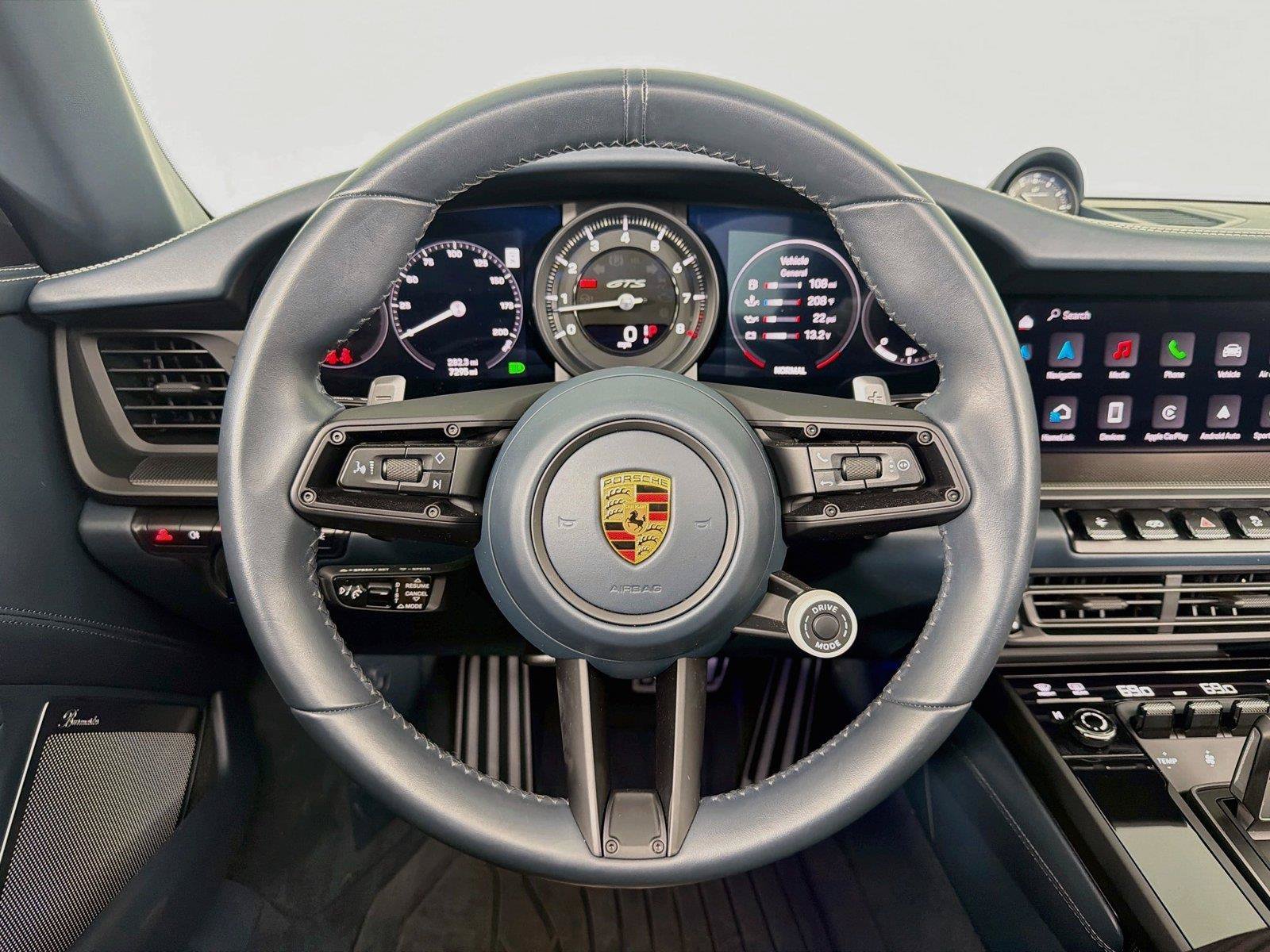 Used 2022 Porsche 911 Targa 4 GTS AWD/4WD image 15