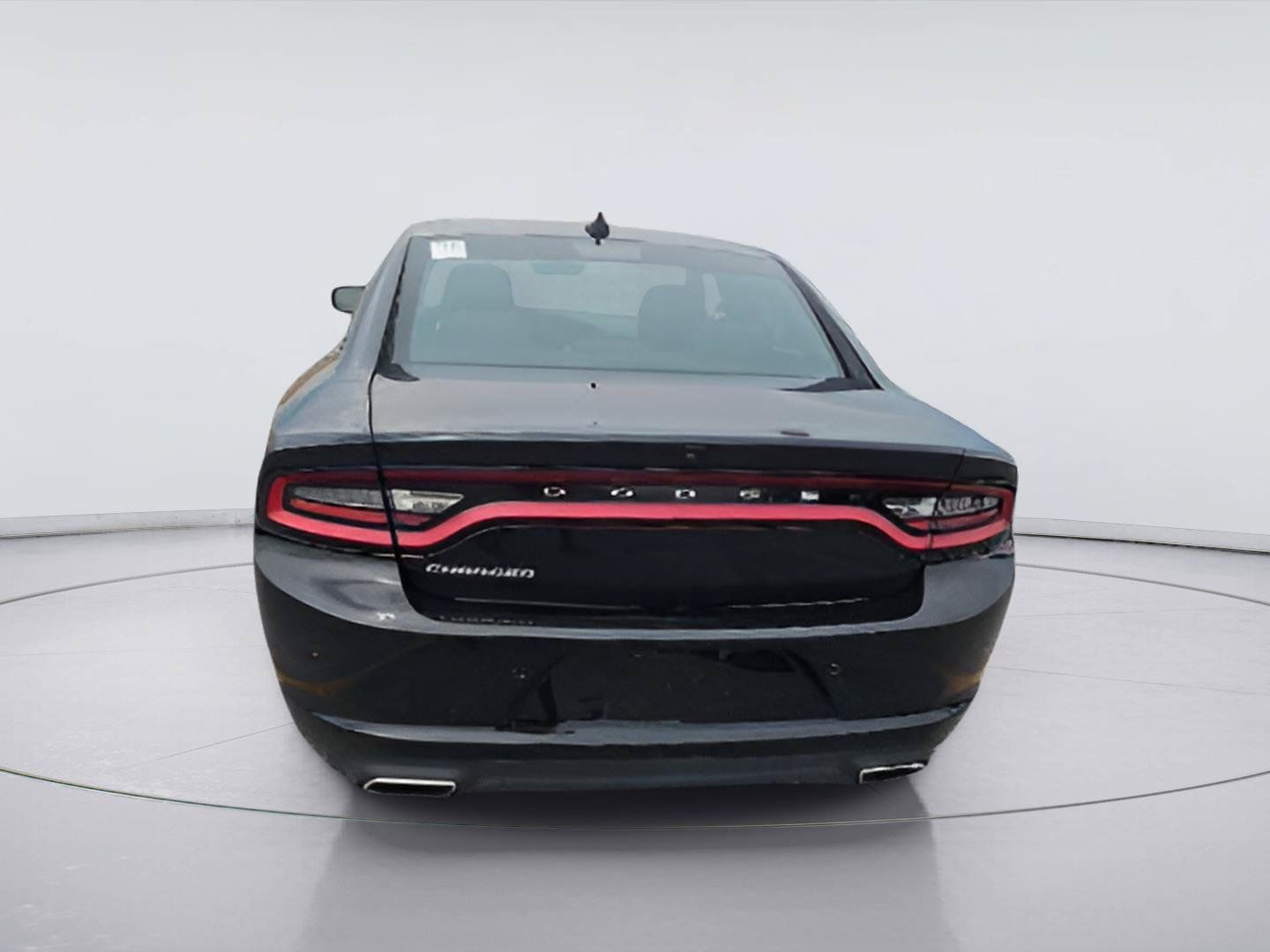 Used 2023 Dodge Charger SXT RWD image 4