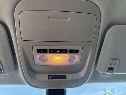 Used 2018 Chevrolet Colorado LT w/ LT Convenience Package RWD image 29