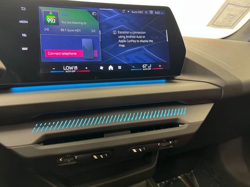 Used 2026 BMW M235i xDrive w/ Technology Package image 29