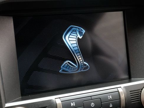 Used 2021 Ford Mustang Shelby GT500 w/ Technology Package image 25