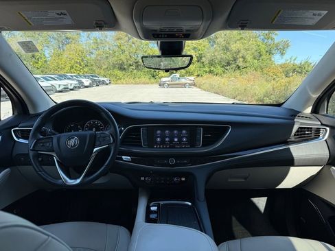 Used 2023 Buick Enclave Avenir w/ Avenir Technology Package image 37
