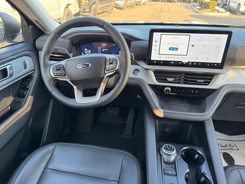 New 2026 Ford Explorer Active w/ Active Comfort Package image 13