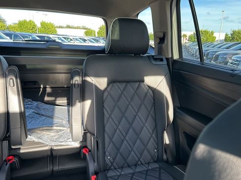 New 2026 Volkswagen Atlas SEL Premium R-Line AWD/4WD image 13