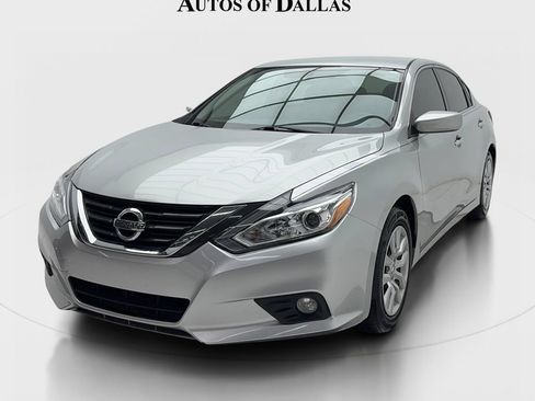 Used 2018 Nissan Altima 2.5 S w/ S Convenience Package FWD image 4