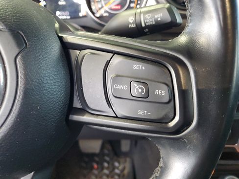 Used 2020 Jeep Wrangler Unlimited Sport S AWD/4WD image 25