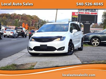 Used 2018 Chrysler Pacifica Touring-L Plus w/ S Appearance Package