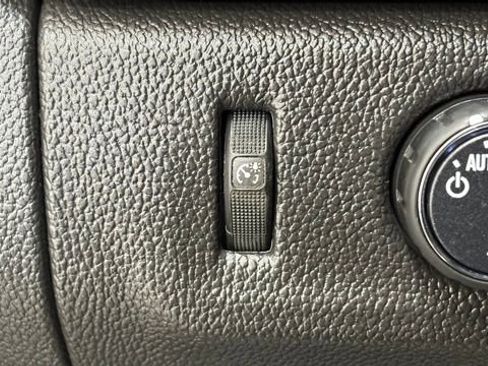 Used 2016 GMC Canyon SLE w/ All Terrain Adventure Package image 34