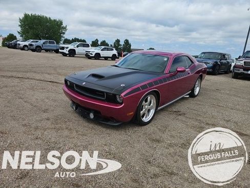 Used 2010 Dodge Challenger R/T RWD image 1