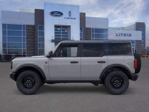 New 2026 Ford Bronco Big Bend w/ Black Diamond Package image 3