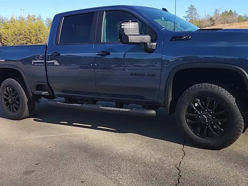 Used 2026 Chevrolet Silverado 2500 LT w/ Trail Boss Package image 9