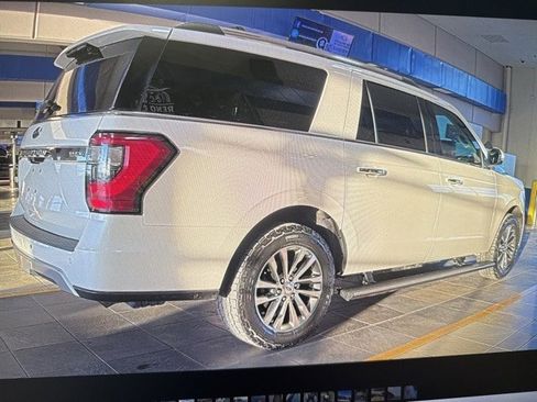 Used 2018 Ford Expedition Max Limited w/ Equipment Group 301A image 4