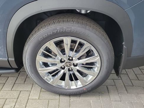 New 2026 Toyota Grand Highlander Platinum image 5