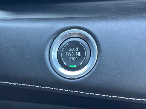 Certified 2024 Cadillac Escalade Premium Luxury Platinum AWD/4WD image 34