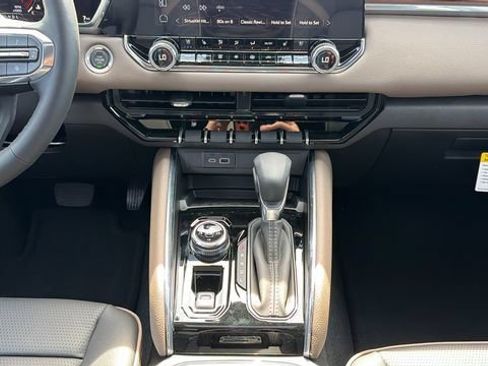 New 2026 GMC Canyon Denali AWD/4WD image 25