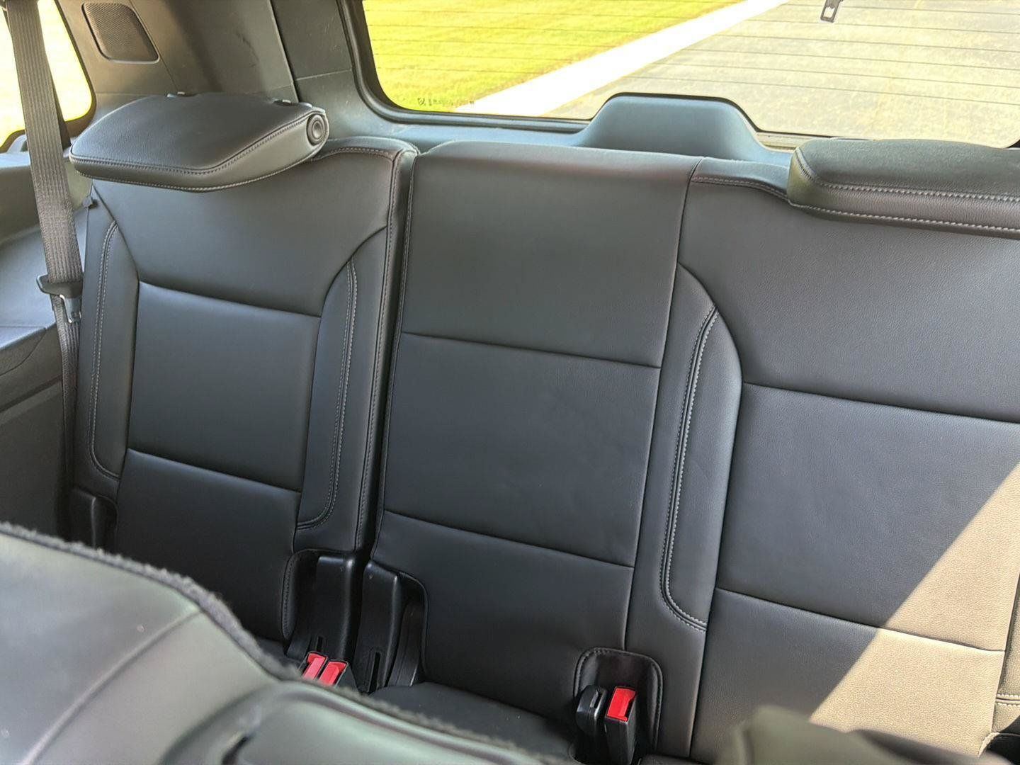 Used 2021 Chevrolet Tahoe Z71 w/ Z71 Signature Package AWD/4WD image 13