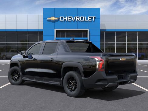 New 2025 Chevrolet Silverado EV LT image 25