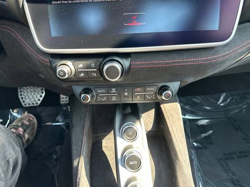 Used 2022 Ferrari Portofino M RWD image 26