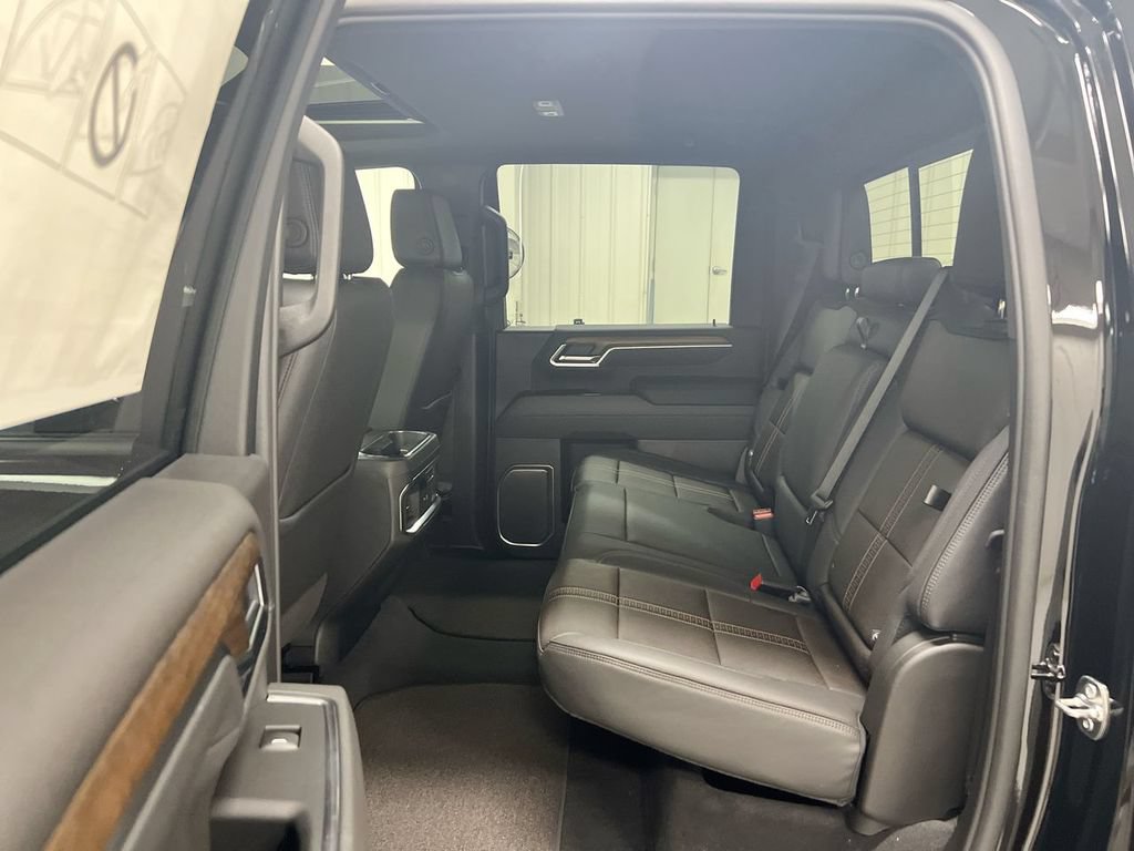 New 2026 Chevrolet Silverado 2500 High Country w/ Midnight Edition AWD/4WD image 24