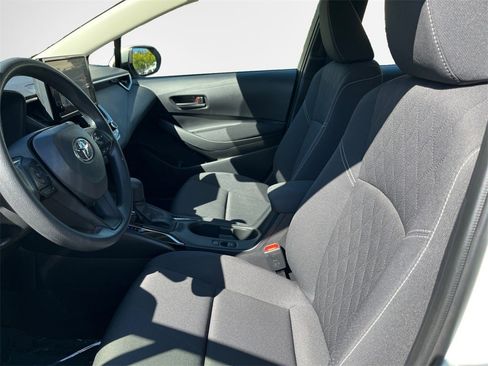 Certified 2023 Toyota Corolla LE image 12