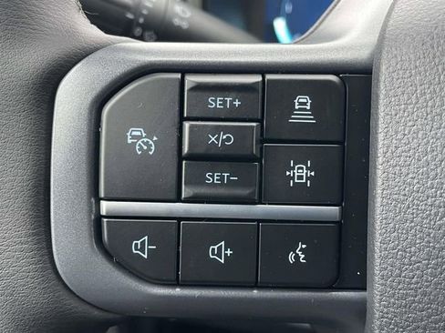 New 2026 Ford F250 Lariat w/ Black Appearance Package image 10