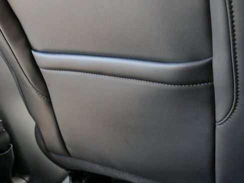 Used 2023 Ford Explorer XLT w/ Equipment Group 202A image 28