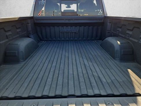 Used 2022 GMC Sierra 1500 AT4 w/ AT4 Premium Package AWD/4WD image 6