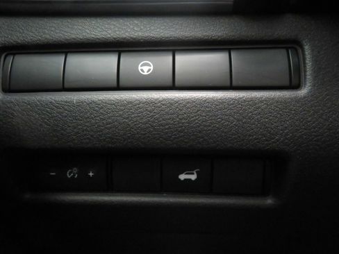 Used 2021 Nissan Rogue SL image 41