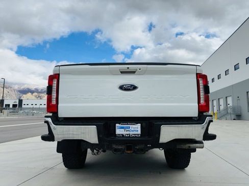 Used 2023 Ford F250 Lariat w/ Lariat Ultimate Package image 4