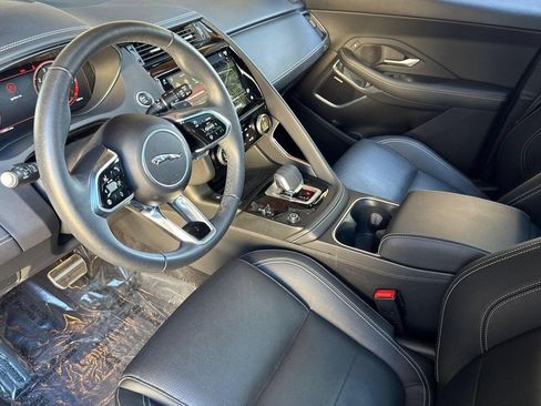 Used 2024 Jaguar E-PACE R-Dynamic SE AWD/4WD image 4
