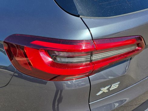 Used 2022 BMW X5 sDrive40i w/ Parking Assistance Package RWD image 40