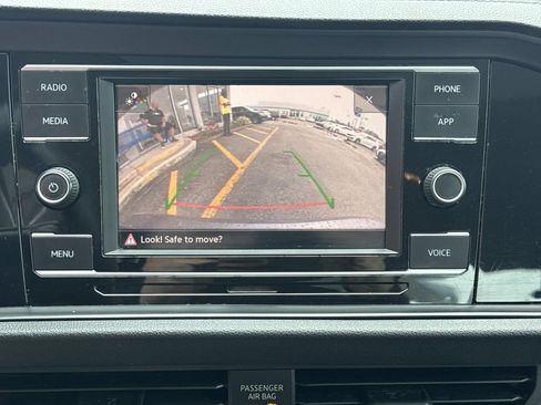 Used 2020 Volkswagen Jetta SE FWD image 27