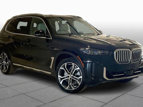 New 2026 BMW X5 sDrive40i w/ Climate Comfort Package image 2
