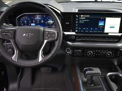 New 2026 Chevrolet Silverado 1500 High Country w/ High Country Premium Package image 14