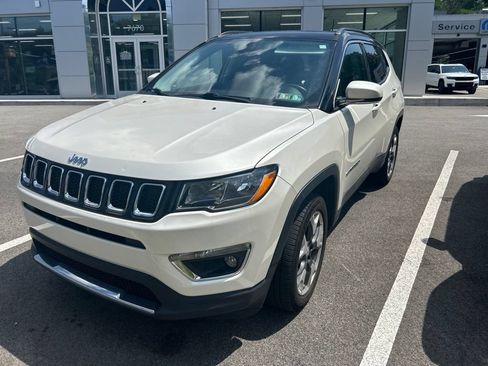 Certified 2018 Jeep Compass Limited w/ Navigation Group AWD/4WD image 2