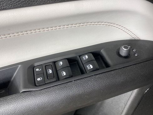 Used 2024 Jeep Compass Limited AWD/4WD image 15