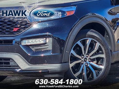 Certified 2020 Ford Explorer ST w/ Premium Technology Package image 3