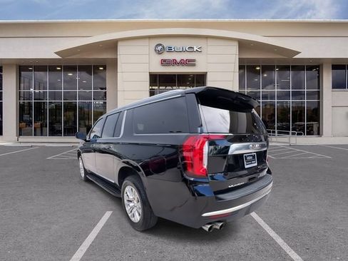 Used 2021 GMC Yukon XL Denali RWD image 11