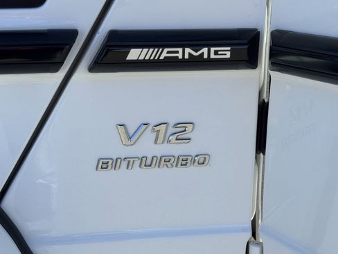 Used 2017 Mercedes-Benz G 65 AMG 4MATIC image 17