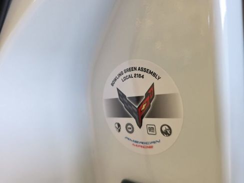 New 2025 Chevrolet Corvette E-Ray image 32