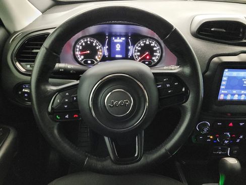 Used 2020 Jeep Renegade Altitude FWD image 22