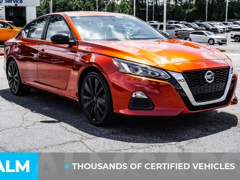 Used 2019 Nissan Altima 2.5 SR FWD image 4