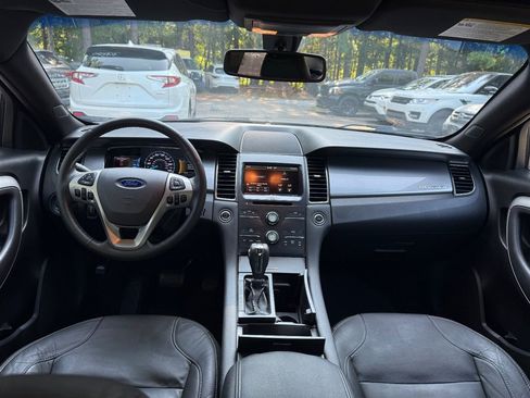 Used 2015 Ford Taurus SEL w/ Equipment Group 201A FWD image 13