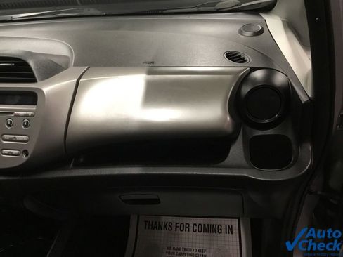 Used 2010 Honda Fit image 35