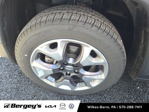 Used 2020 Jeep Compass Limited AWD/4WD image 5